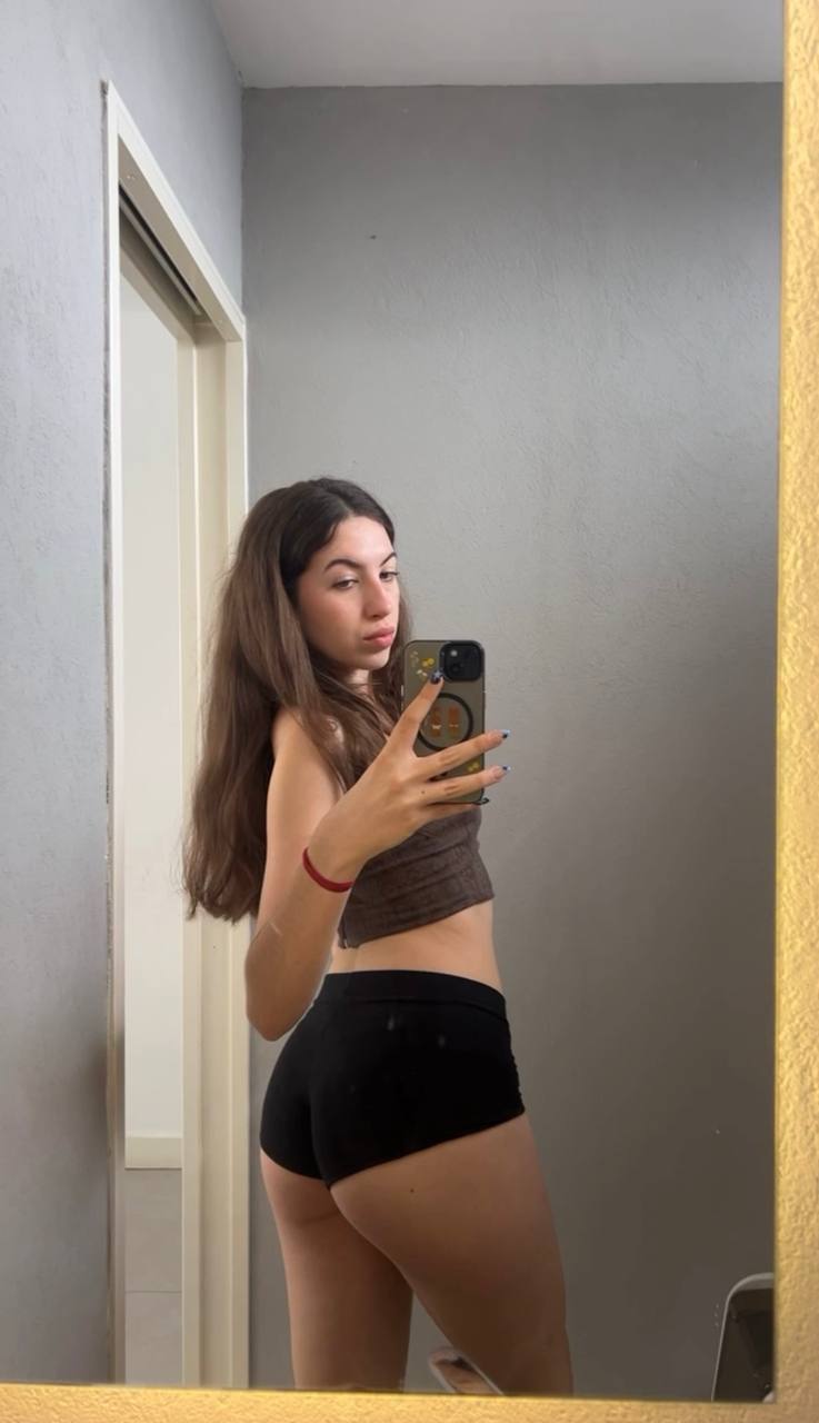 Amber in her underwear in Zibo