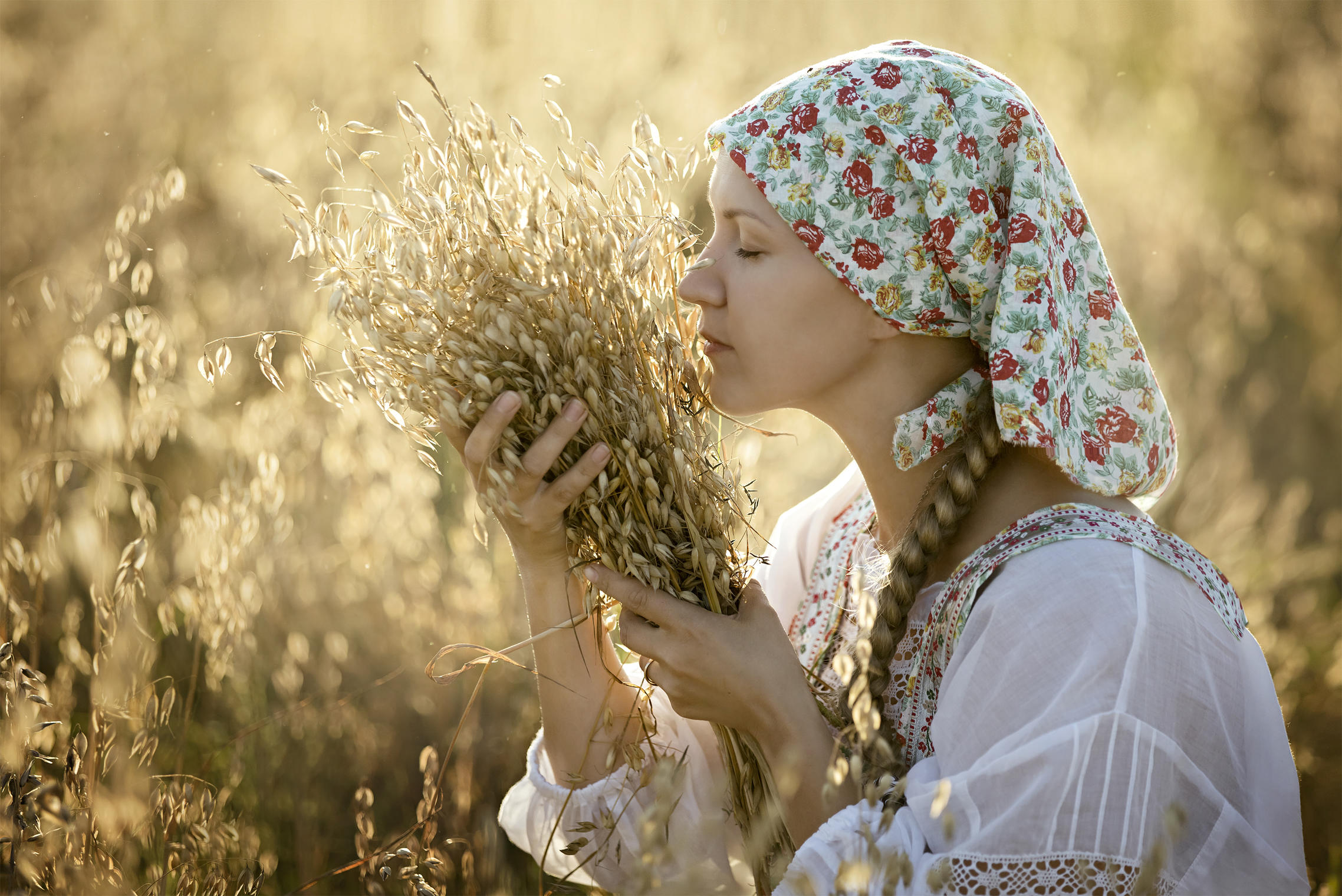 Photo Women in Slavic costumes in Zibo